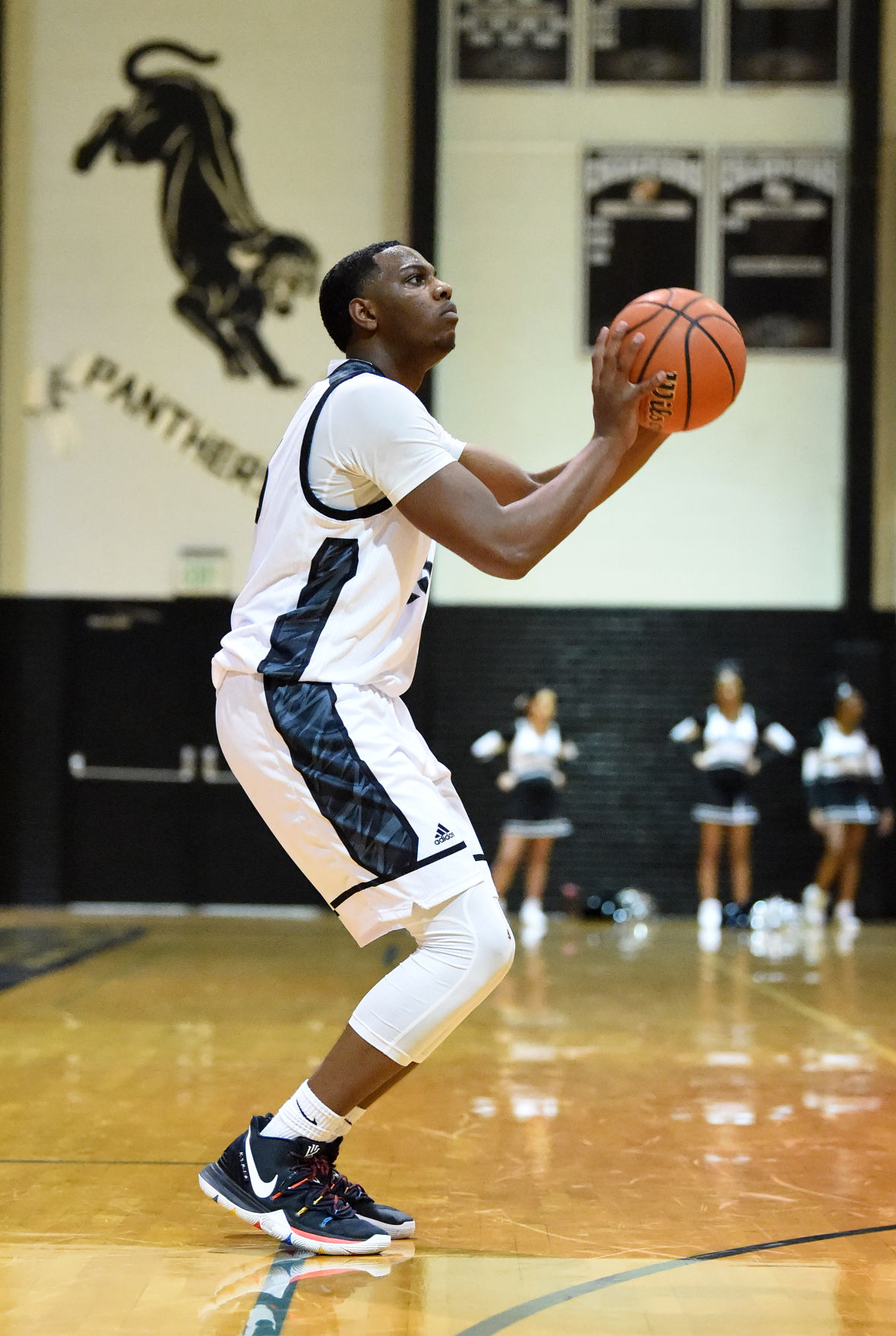 PHOTOS: Harrison Panthers (85) Mesa Ridge Grizzlies (66)